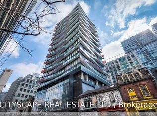 215 Queen St W #1905, Toronto, ON M5V 0P5