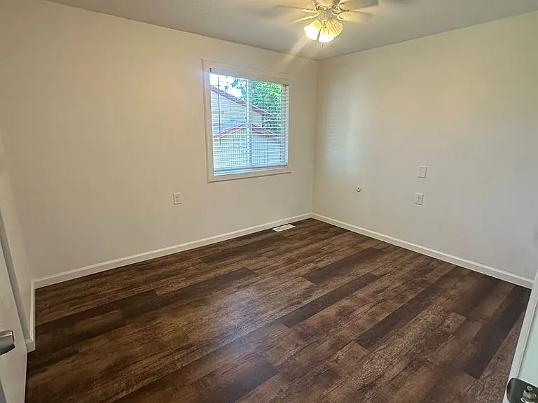 745 E Lazon Dr — Photo 24
