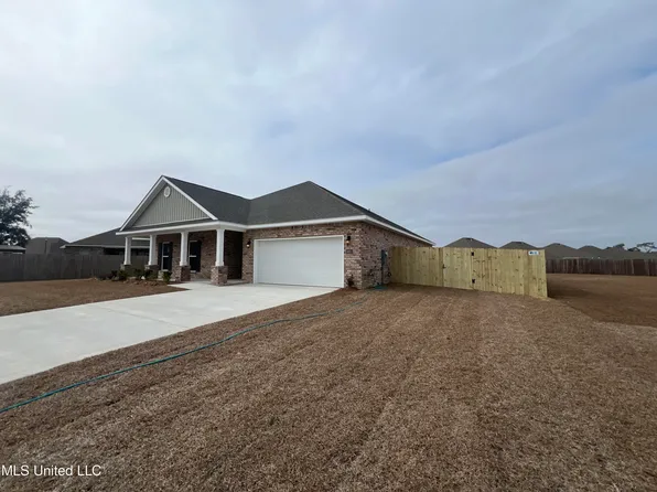 5003 Sand Dollar Dr, Long Beach, MS 39560