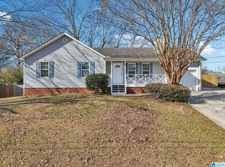 84 Bel Air Cir, Pleasant Grove, AL 35127