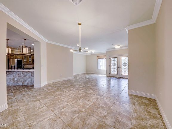 5th image of 2590 Downeyville Ave