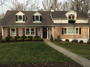 78 Fells Rd, Essex Fells, NJ 07021