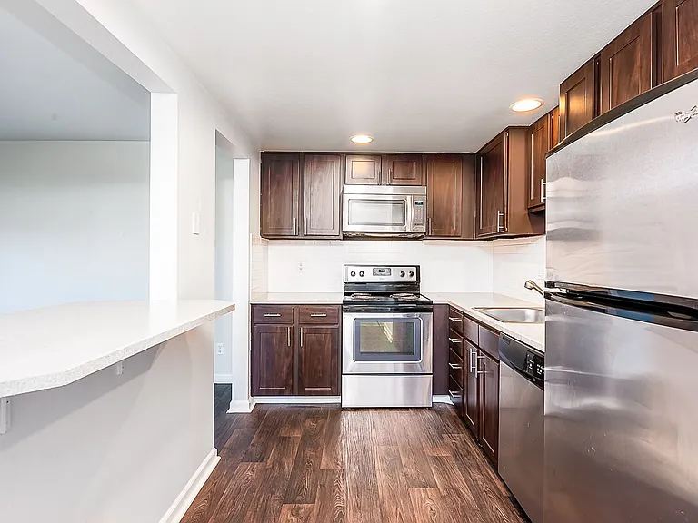 Northlink Apartments — Photo 56
