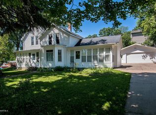 202 4th Ave SW, Pine Island, MN 55963