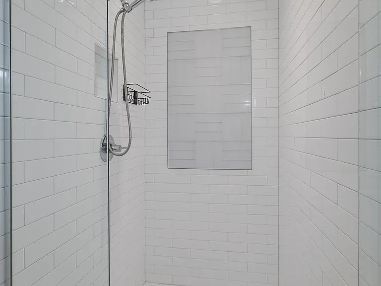 105 Duke St #6 — Photo 20