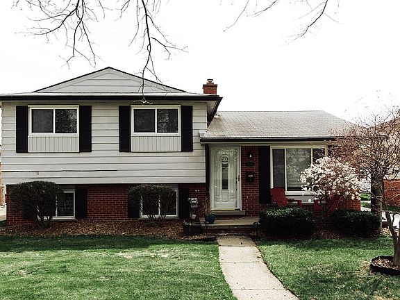 3rd image of 31316 Saint Margaret St