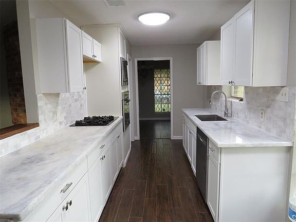 5th image of 11330 Sagetrail Dr