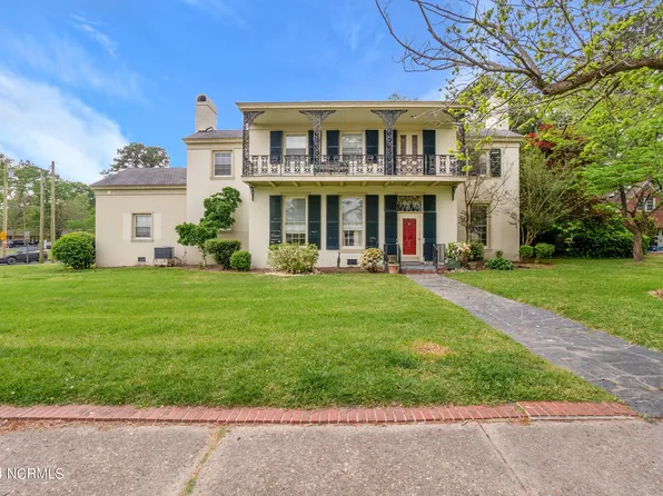 1009 Riverside Avenue, Elizabeth City, NC 27909