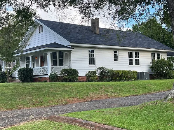 2309 60th Pl, Valley, AL 36854