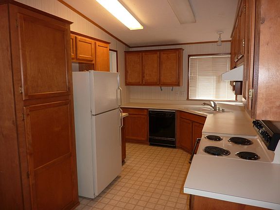 5th image of 5568 Blakely Ave NE