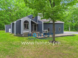 1180 West Rd, Belgrade, ME 04917