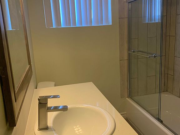 5th image of 763 Arcadia Ave APT 6