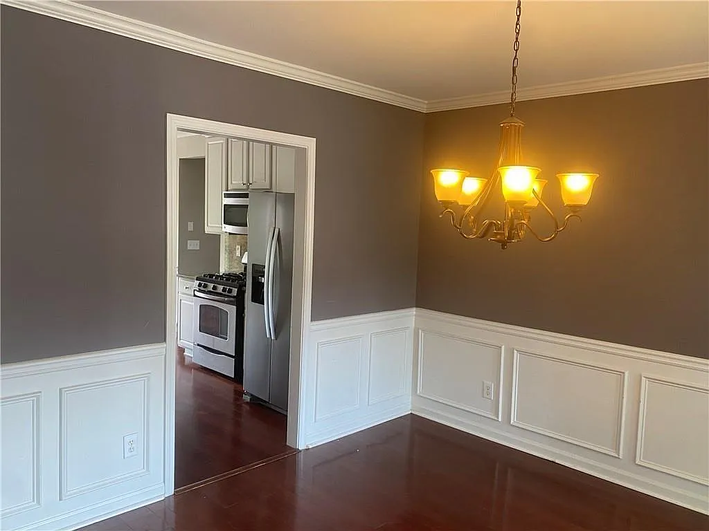 4 bed, 2.5 bath, 2510 sqft, $2,650 — Photo 4
