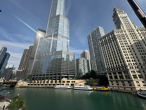 405 N Wabash Ave Photo 1