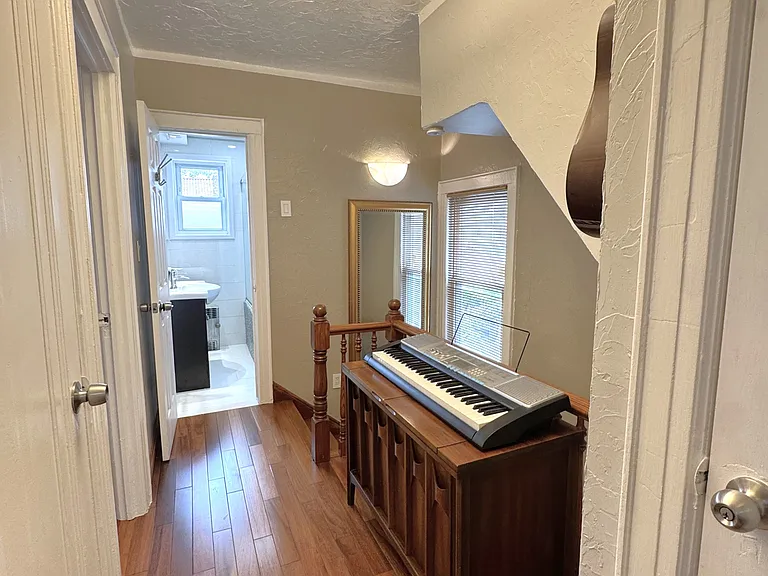 80-20 Margaret Pl #1G — Photo 22