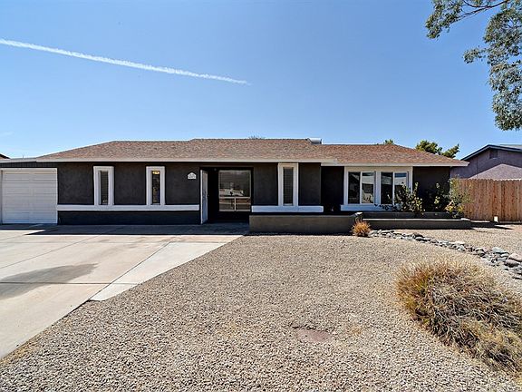 2nd image of 4027 E Campo Bello Dr