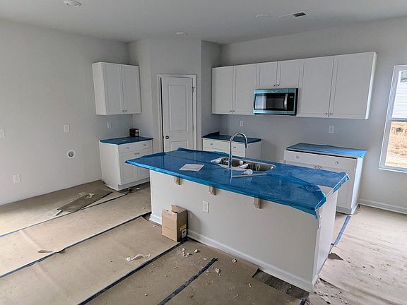 2nd image of 223 Shiloh Woods Cir