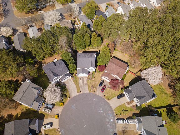 3rd image of 3750 Patterstone Dr
