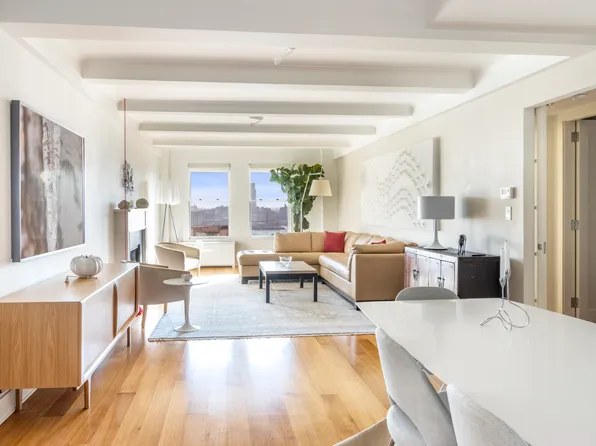 30 Beekman Place image 1 of 17