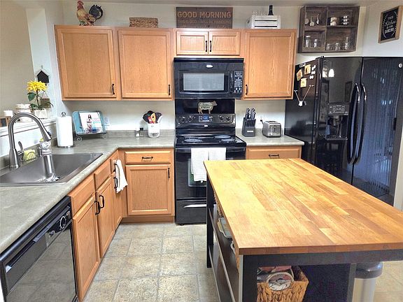4th image of 2408 McCook Dr