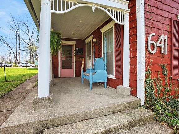 3rd image of 641 E Lincoln Ave
