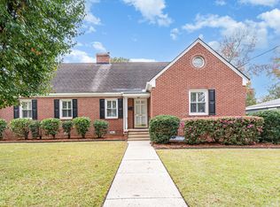 113 W Riverside Dr, Smithfield, NC 27577