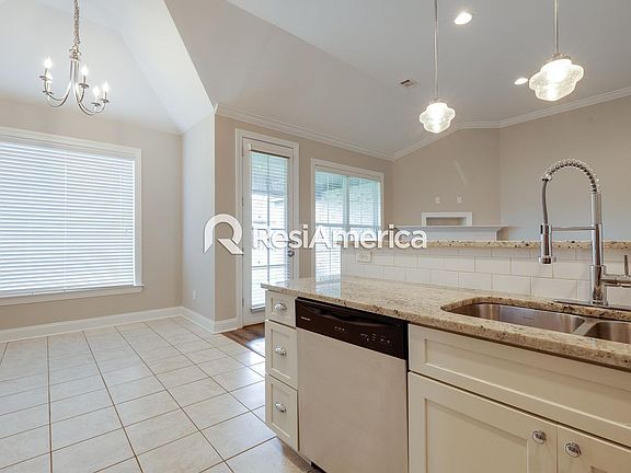 3rd image of 4956 Matthew Dr