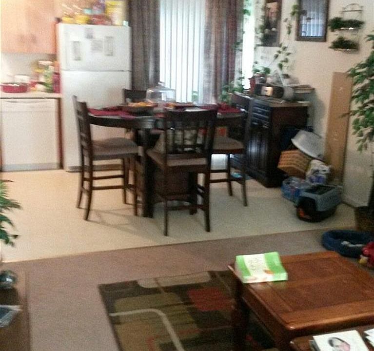 2nd image of 1503 Ramsgate Ln