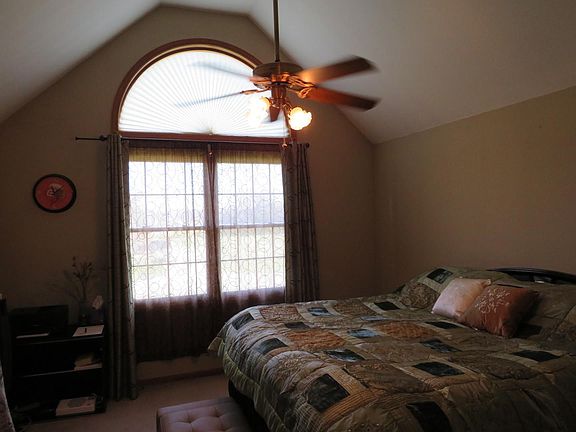5th image of 2979 Hickory Ln