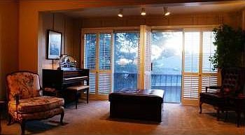 4th image of 994 Oak Hills Way
