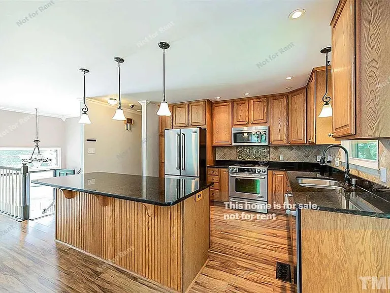3812 Oak Park Rd — Photo 4