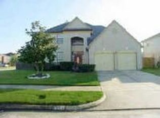 1003 Canterbury Dr, Pearland, TX 77584