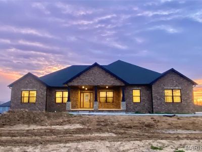 1379 Walnut Ridge Dr, Columbia, IL, 62236