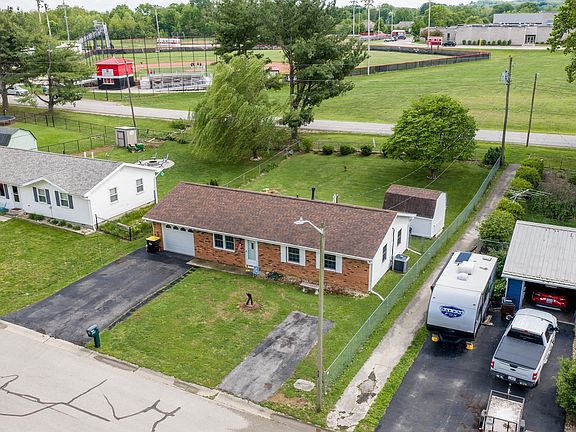 2nd image of 459 W Hickory Dr
