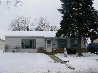 420 Amherst Ave, Lockport, IL 60441