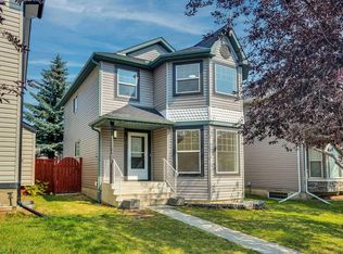 102 S Bridlewood Mnr SW, Calgary, AB T2Y 3T5