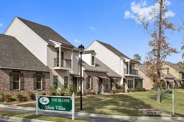 2nd image of 13811 Azalea Dr