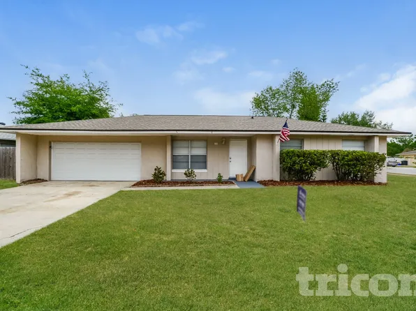 125 Hidden Lake Dr, Sanford, FL 32773