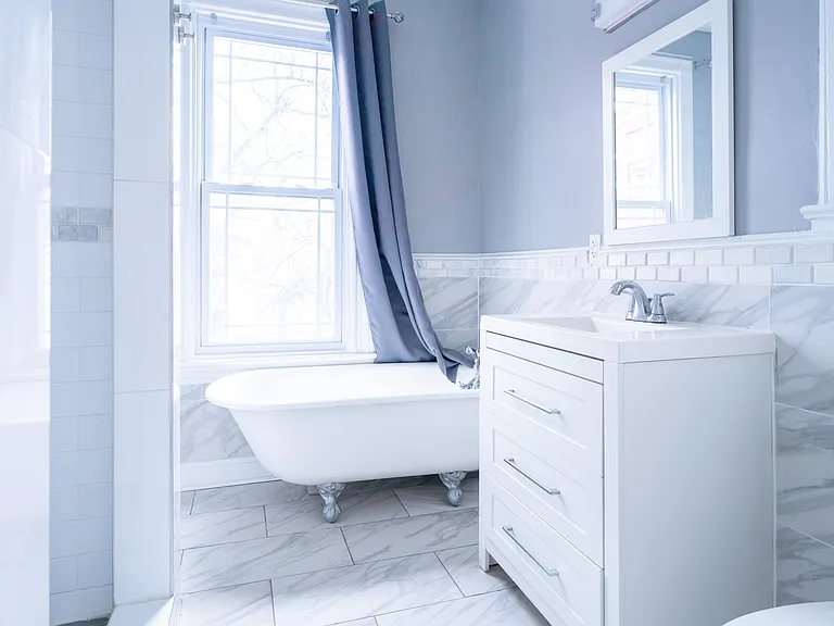 234 Danforth Ave #2 — Photo 6