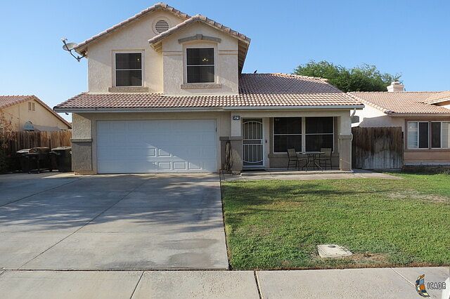1st image of 671 Silverwood St