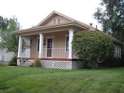 5th image of 2647 Hazel Ave