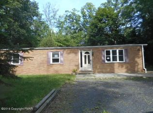 2117 Heathrow Ln, Stroudsburg, PA 18360