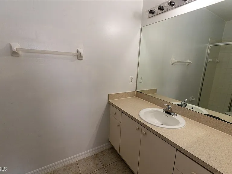 4275 Bellasol Cir #2223 — Photo 17