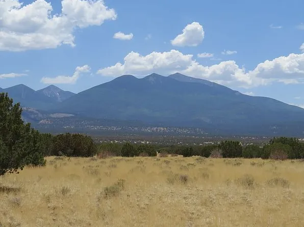 5221 E Iron Horse Trl, Flagstaff, AZ 86004