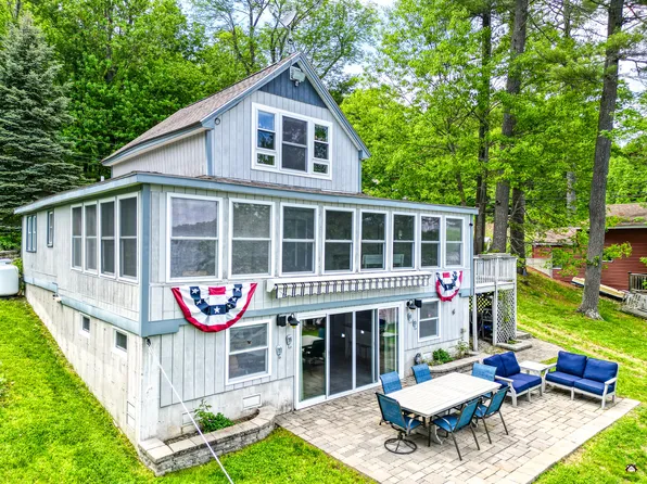 107 Lakeshore Drive, Leeds, ME 04263