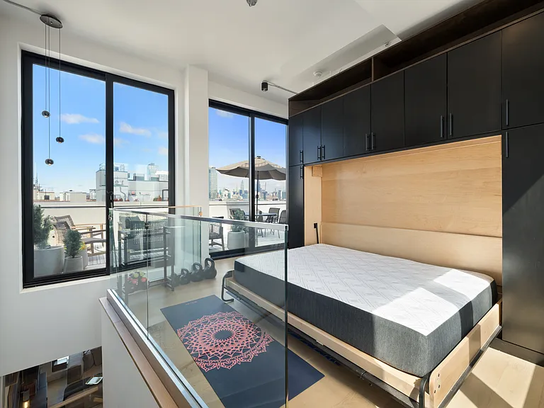 661 Driggs Ave #5B — Photo 26