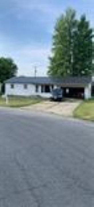 1st image of 113 Oak St