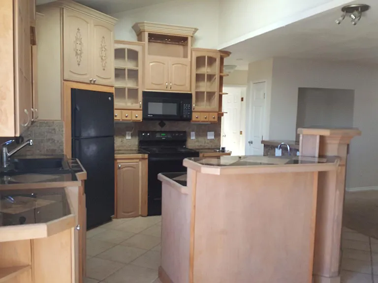 812 Torrey St — Photo 8