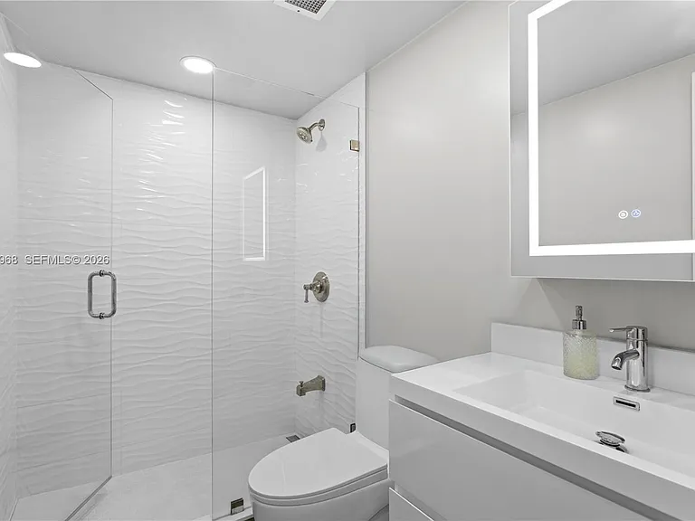 1965 S Ocean Dr #11E — Photo 13