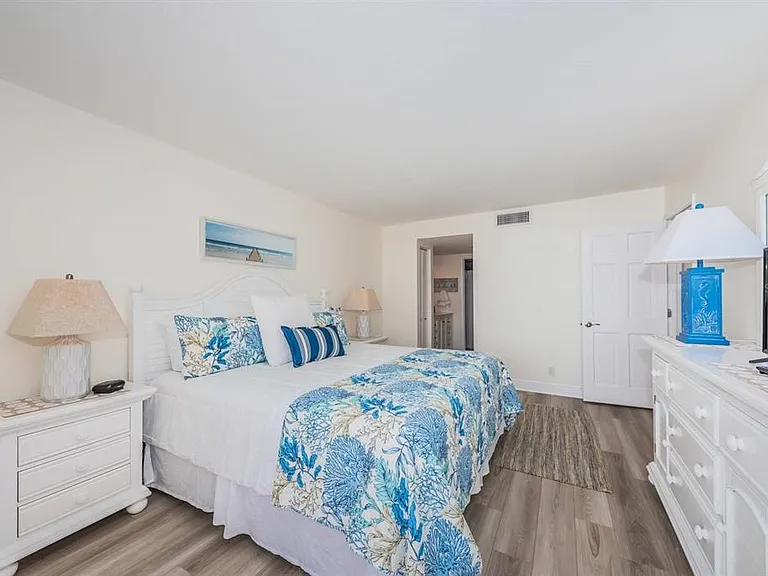 6357 Bahia Del Mar Blvd #407 — Photo 8